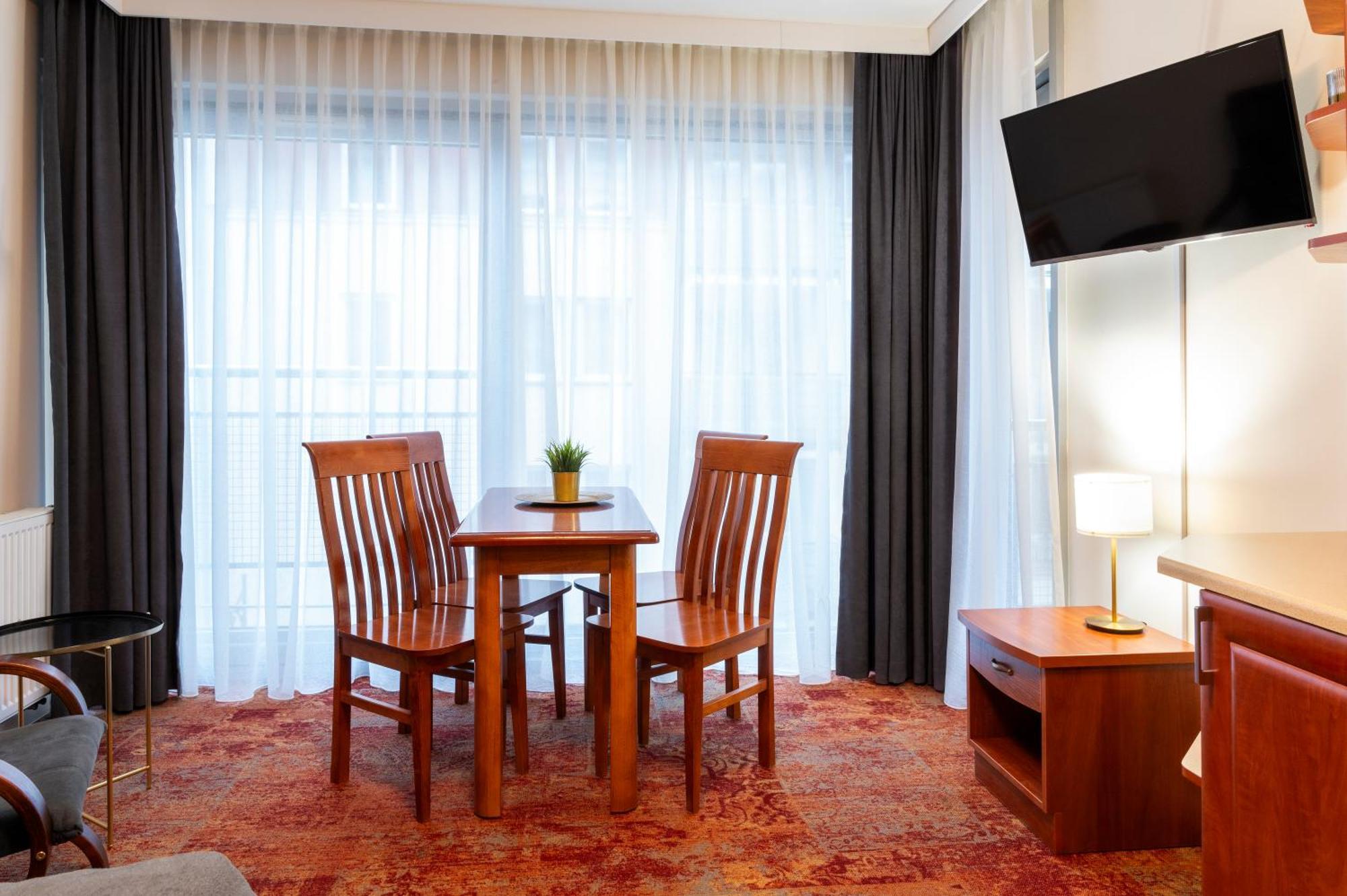 Anker Apartment Kolobrzeg Ngoại thất bức ảnh